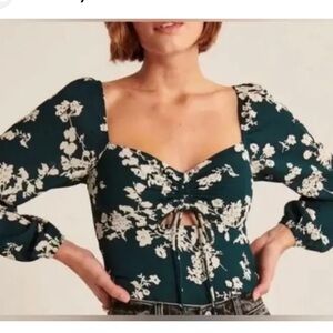 Abercrombie & Fitch Dark Green Floral Long Sleeve Blouse S